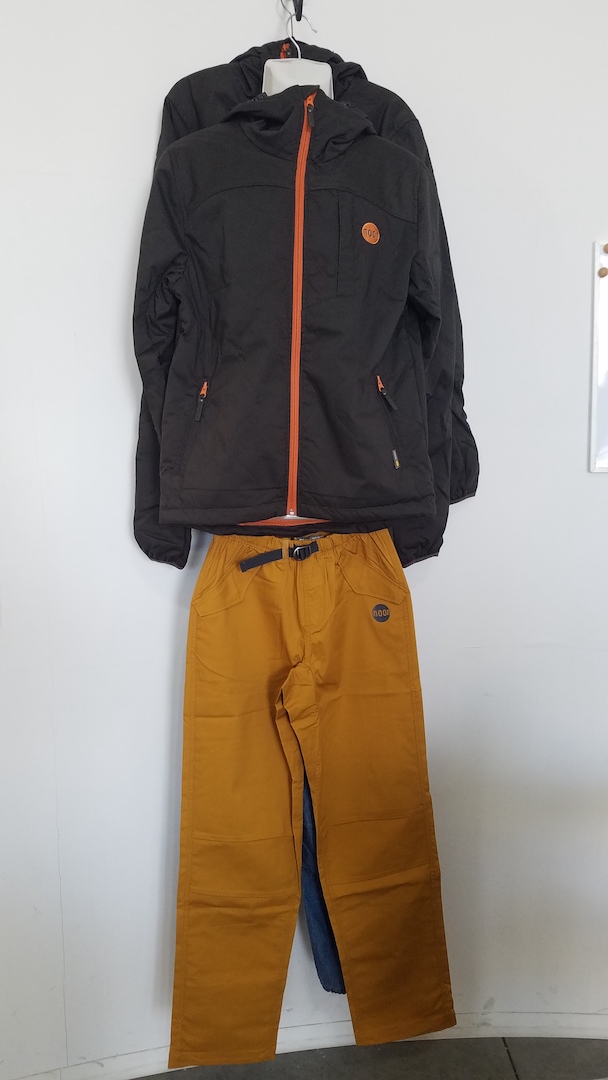 moon 入荷！
